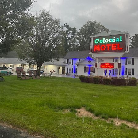 Colonial Motel นอร์ทคอนเวย์ ภายนอก รูปภาพ