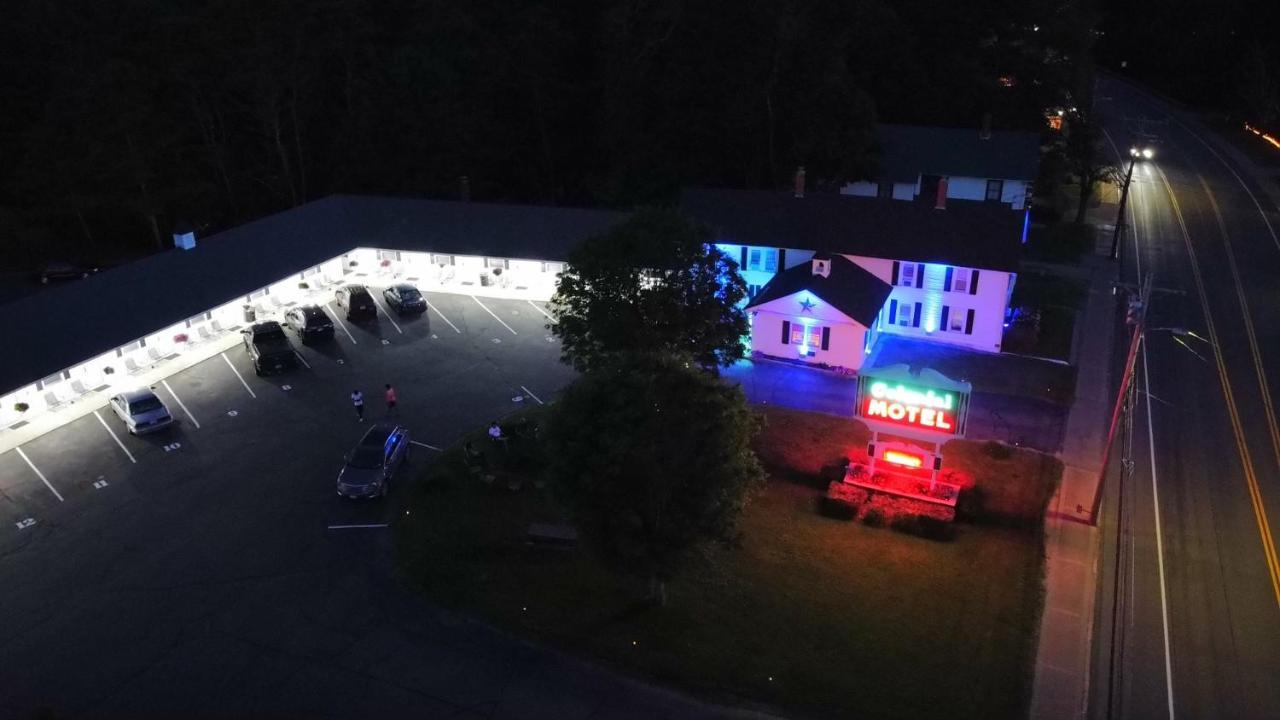 Colonial Motel นอร์ทคอนเวย์ ภายนอก รูปภาพ